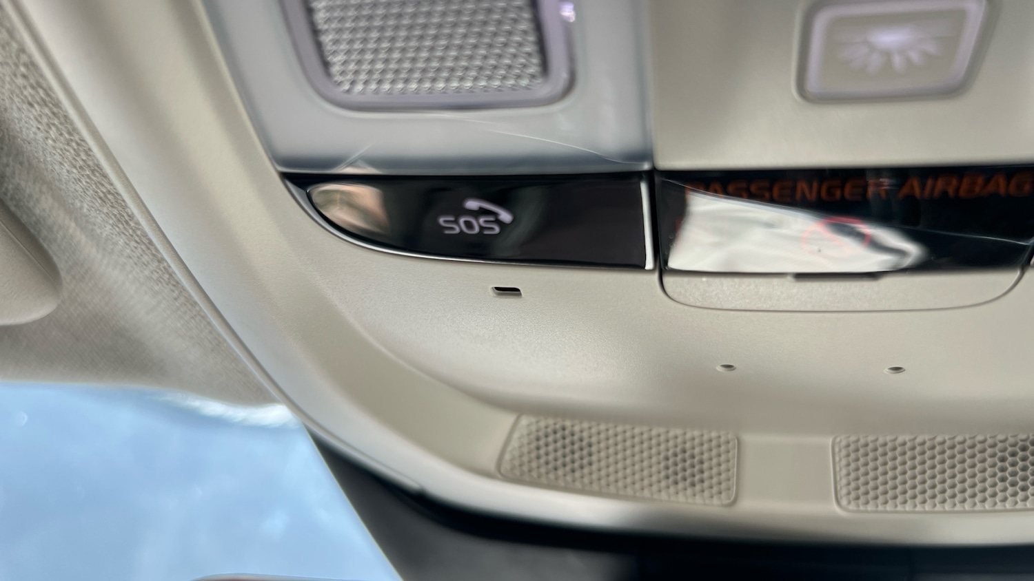 Used Volvo XC40 2024 for sale - 78149813: Photo 32