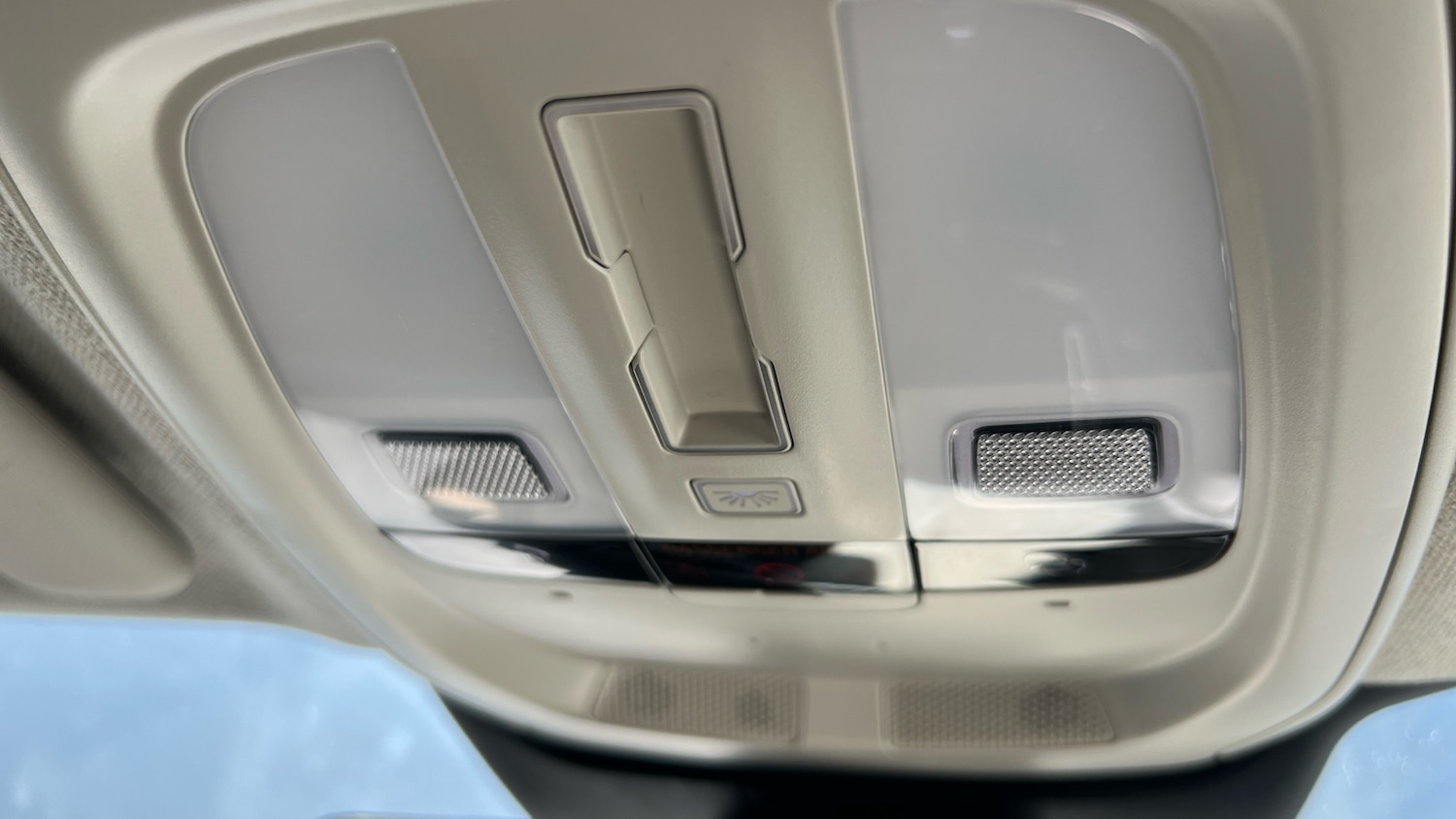 Used Volvo XC40 2024 for sale - 78149813: Photo 33