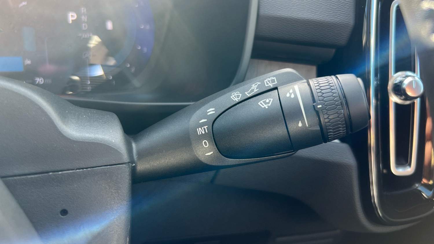 Used Volvo XC40 2024 for sale - 78149813: Photo 39