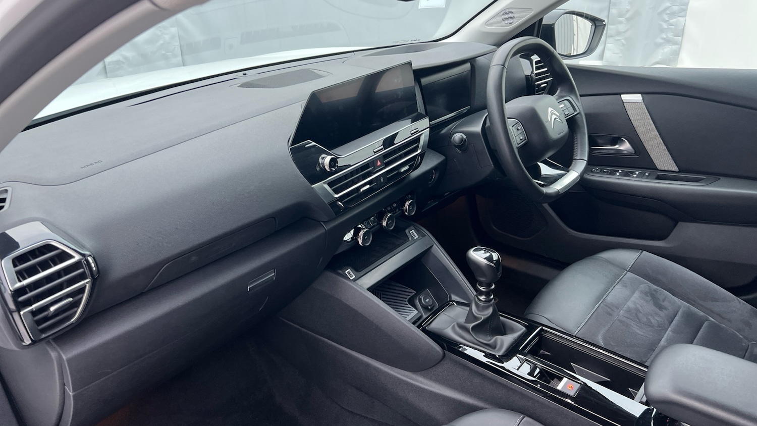 Used Citroen C4 2023 for sale - 77085420: Photo 9