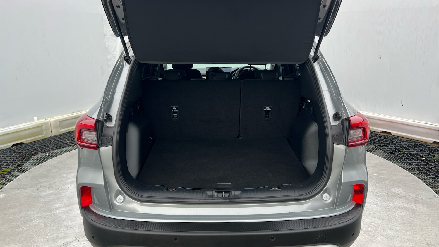 Used Ford Kuga 2025 for sale - 77502575: Photo 4