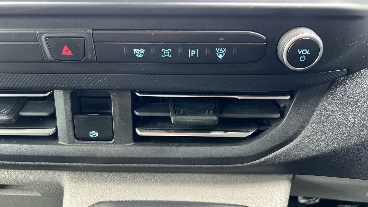 Used Ford Transit Custom 2024 for sale - 78094918: Photo 28