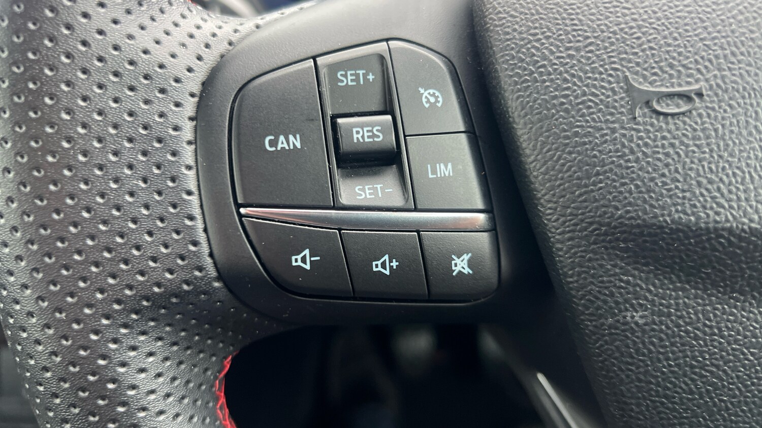 Used Ford Puma 2023 for sale - 77676173: Photo 32