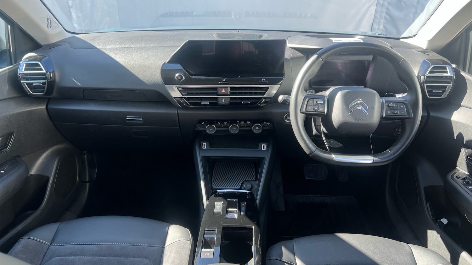 Used Citroen C4 2023 for sale - 77935124: Photo 10