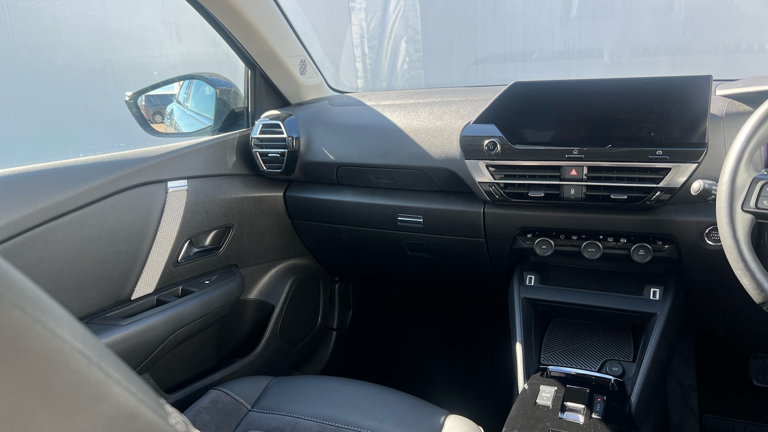 Used Citroen C4 2023 for sale - 77935124: Photo 14