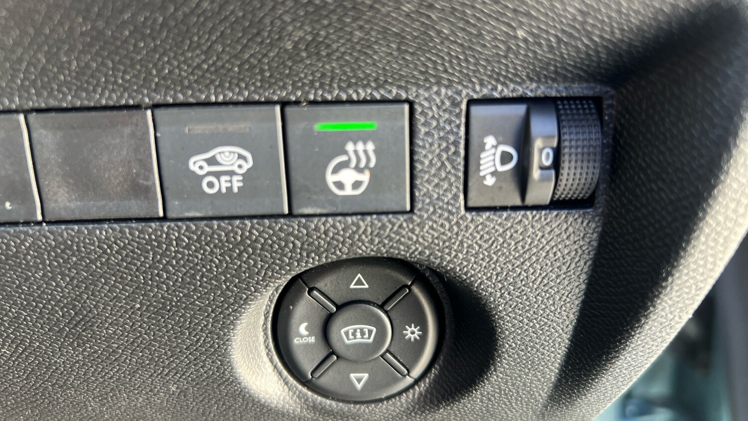 Used Citroen C4 2023 for sale - 77935124: Photo 35