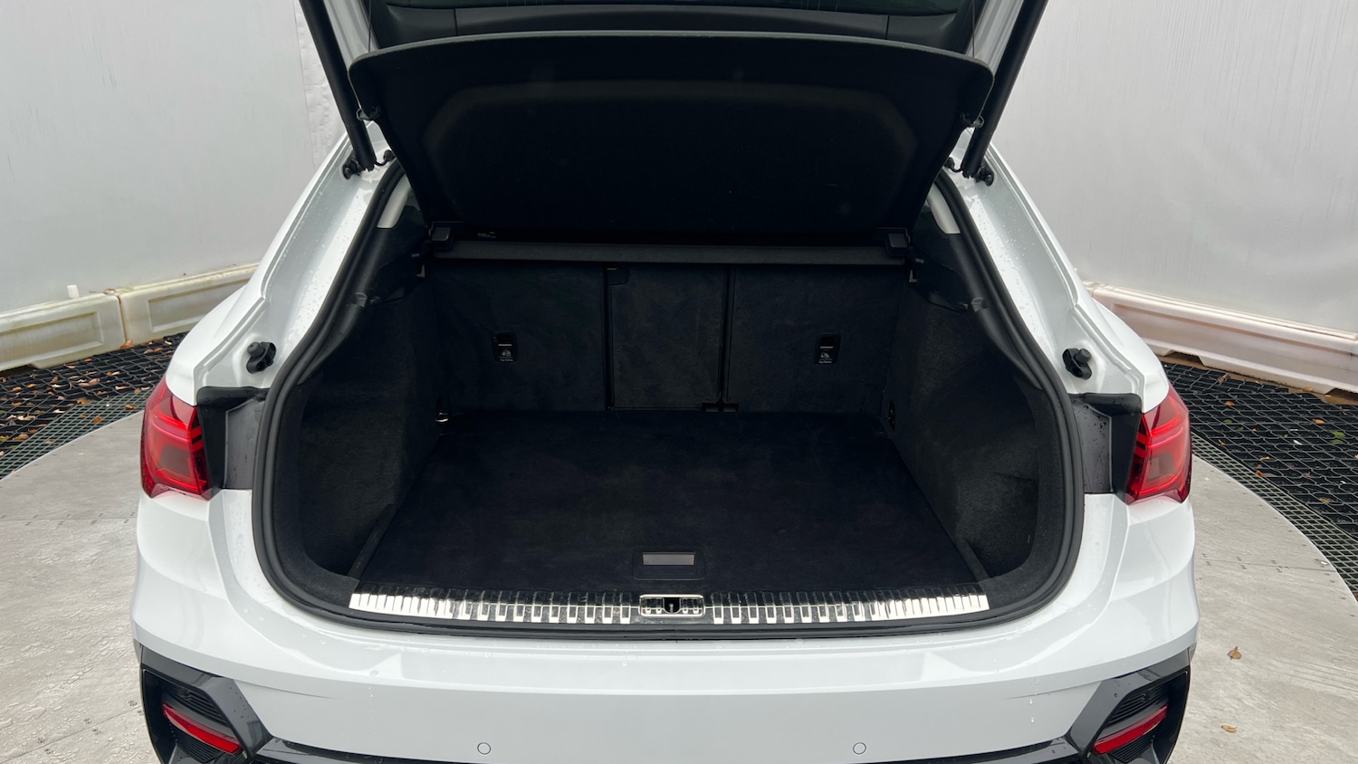 Used Audi Q3 2022 for sale - 76922345: Photo 4