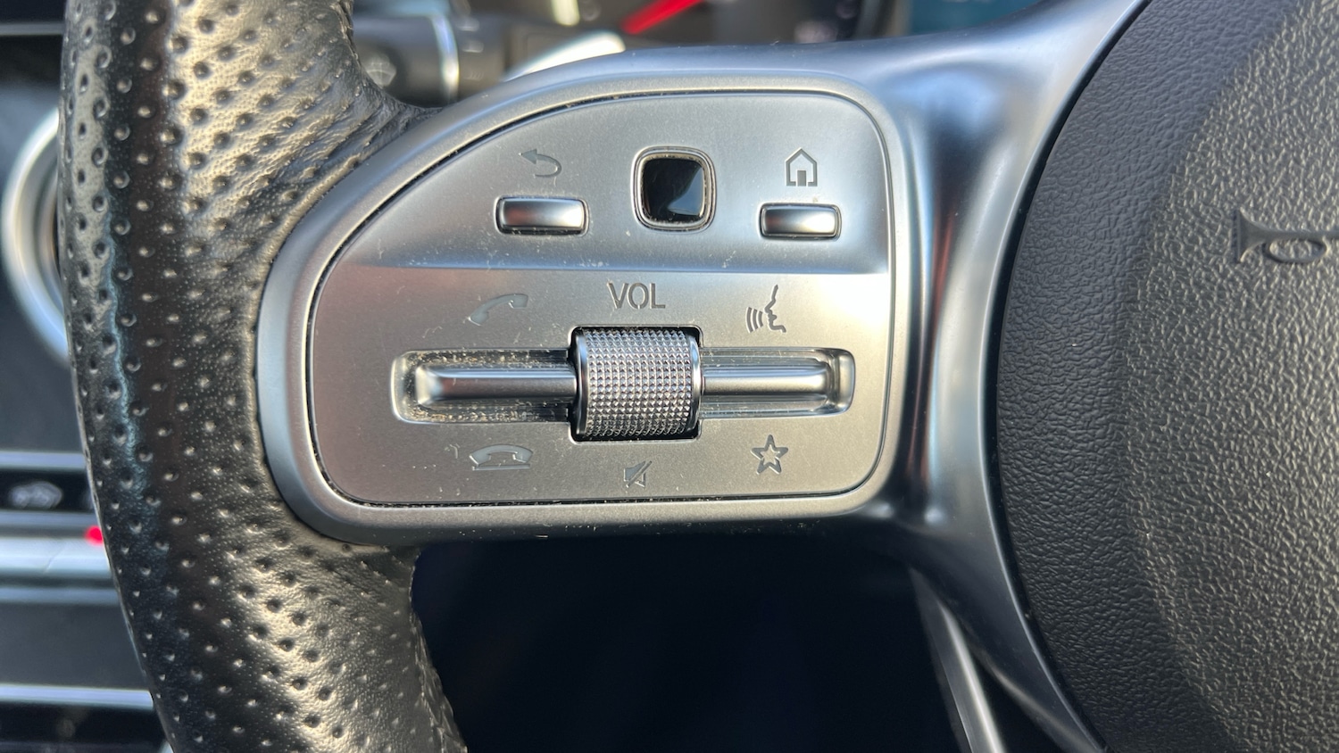 Used Mercedes-Benz C Class 2019 for sale - 76707137: Photo 34