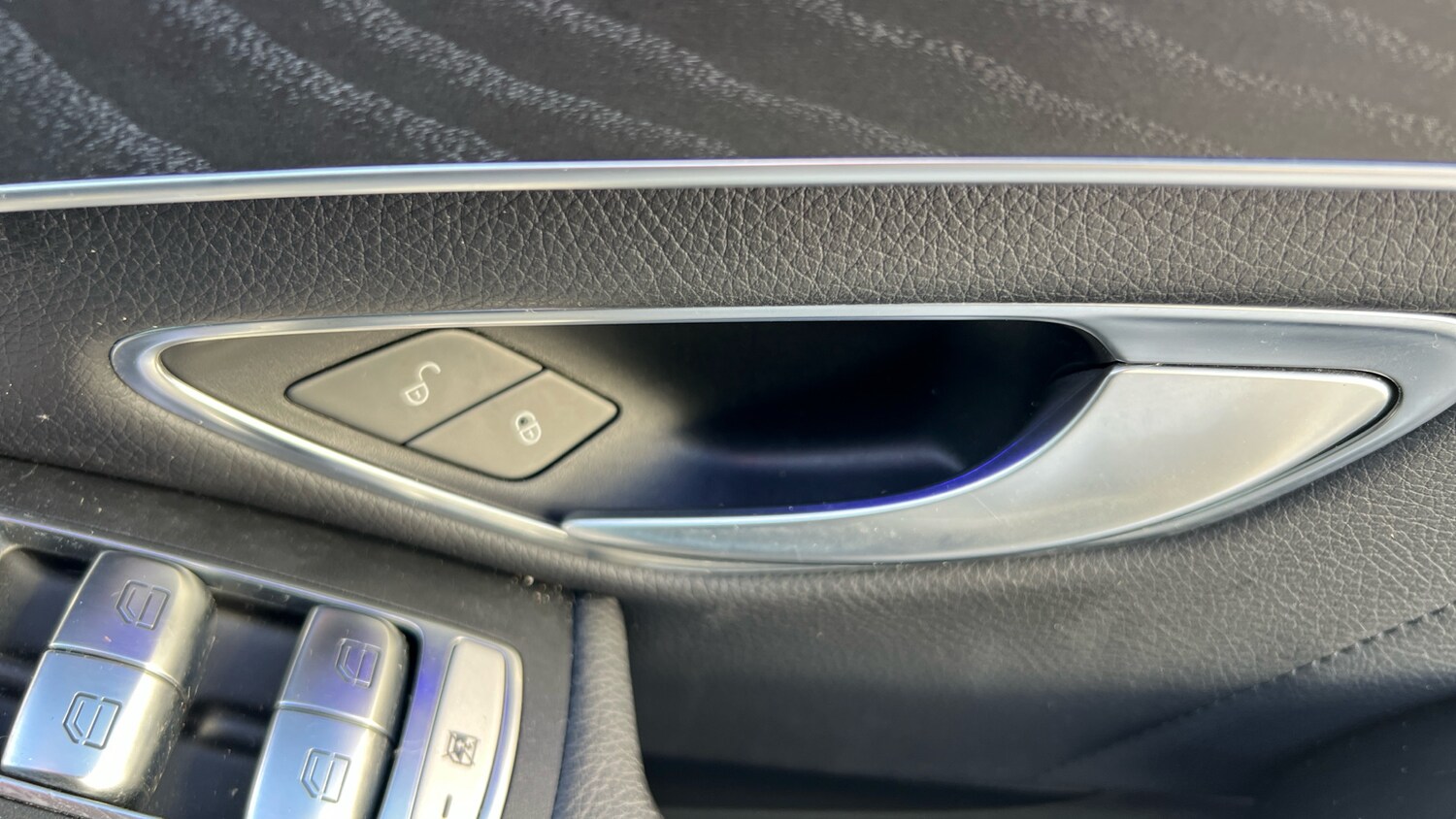 Used Mercedes-Benz C Class 2019 for sale - 76707137: Photo 40