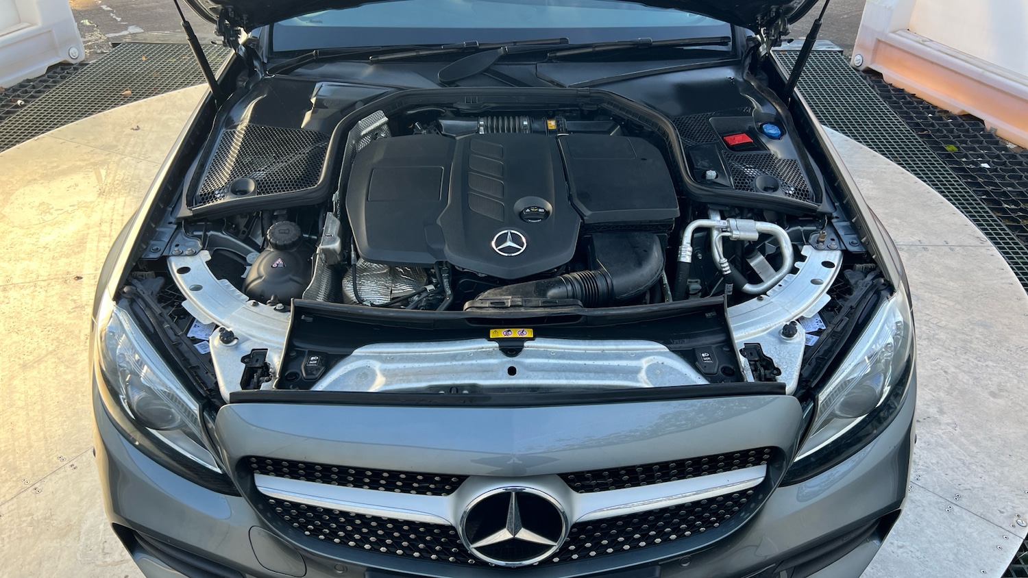 Used Mercedes-Benz C Class 2019 for sale - 76707137: Photo 8