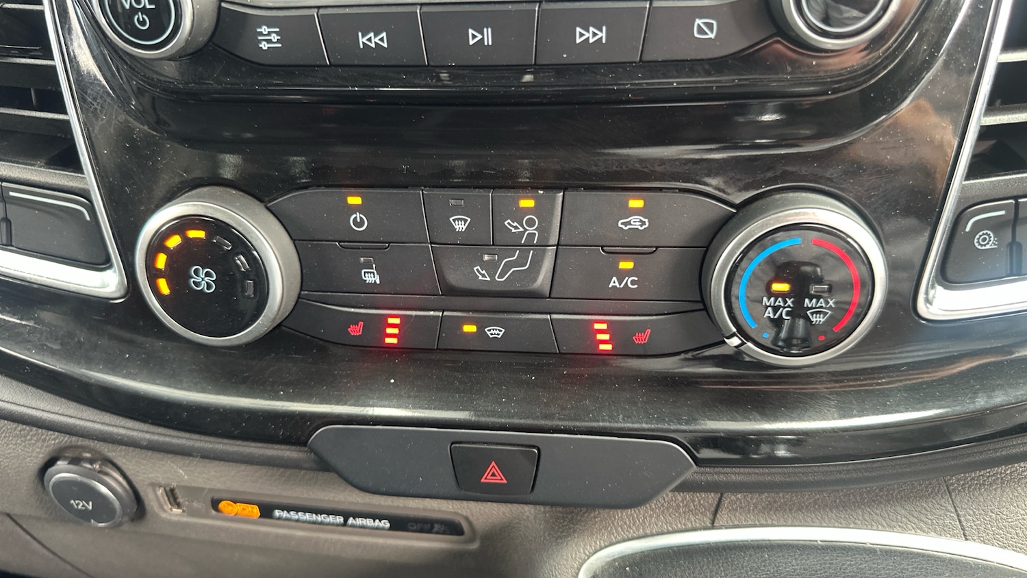 Used Ford Transit Custom 2020 for sale - 76391634: Photo 30