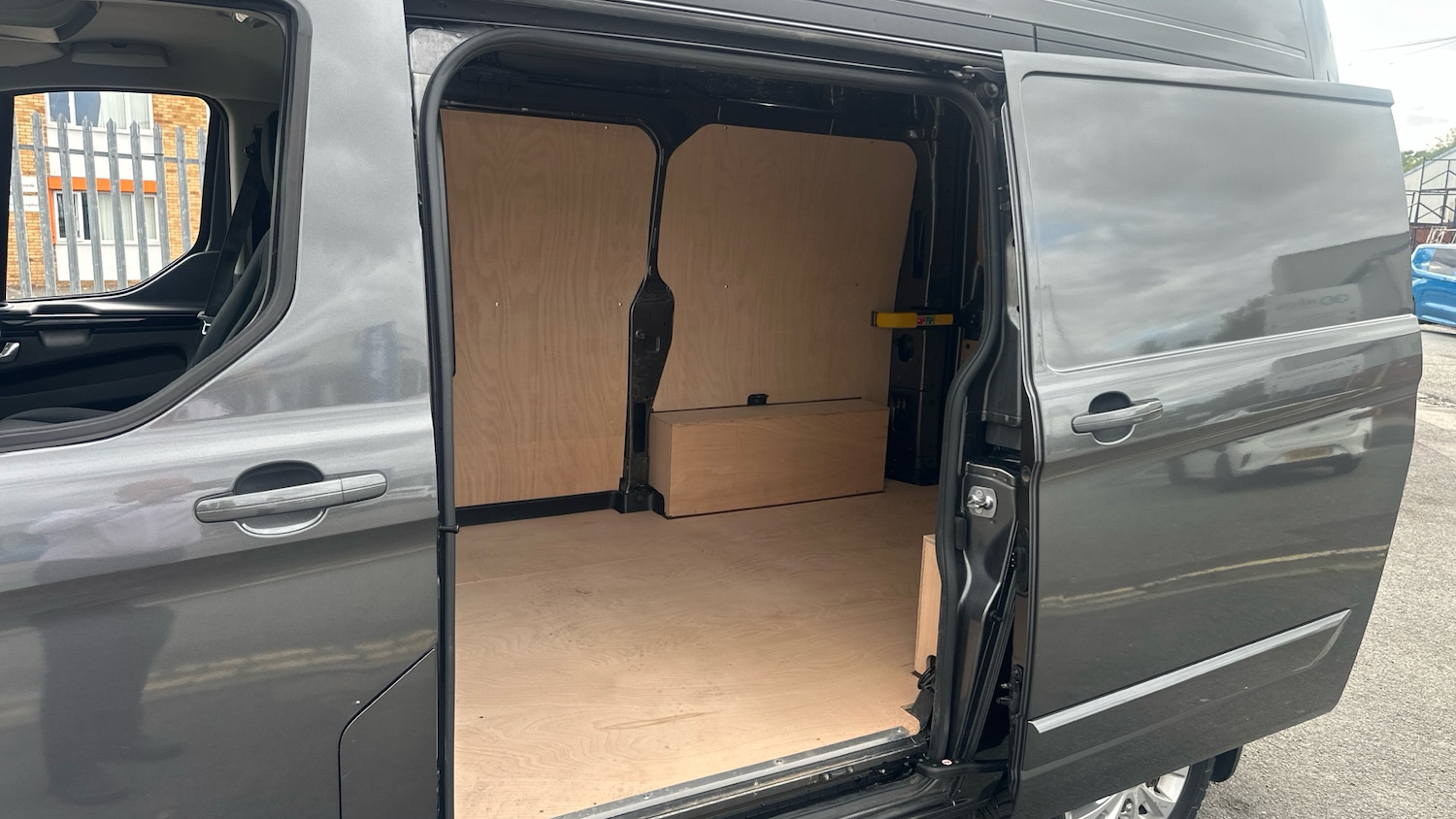 Used Ford Transit Custom 2020 for sale - 76391634: Photo 5