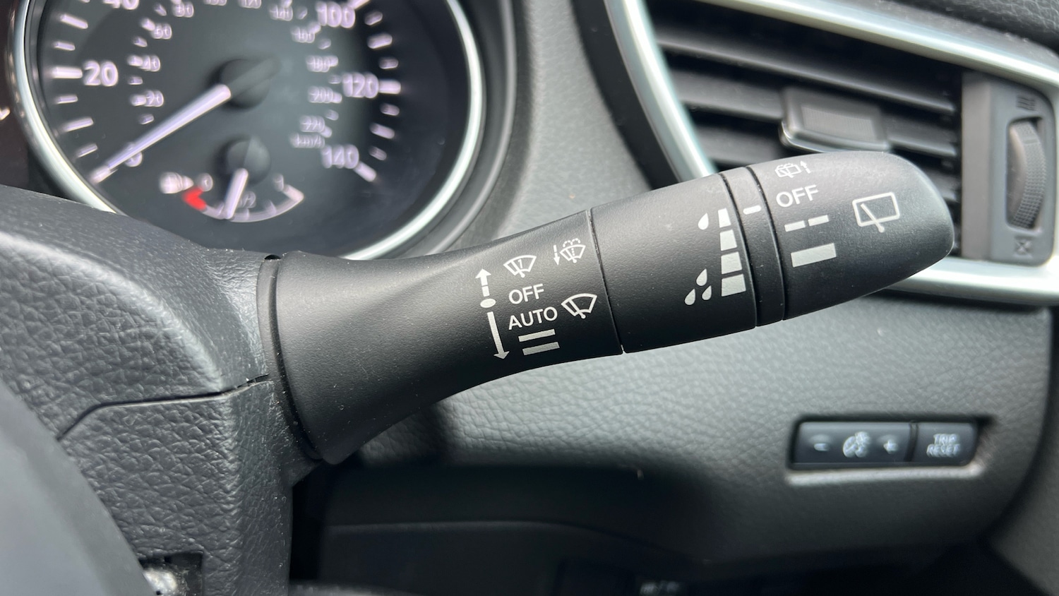 Used Nissan Qashqai 2018 for sale - 76958450: Photo 30