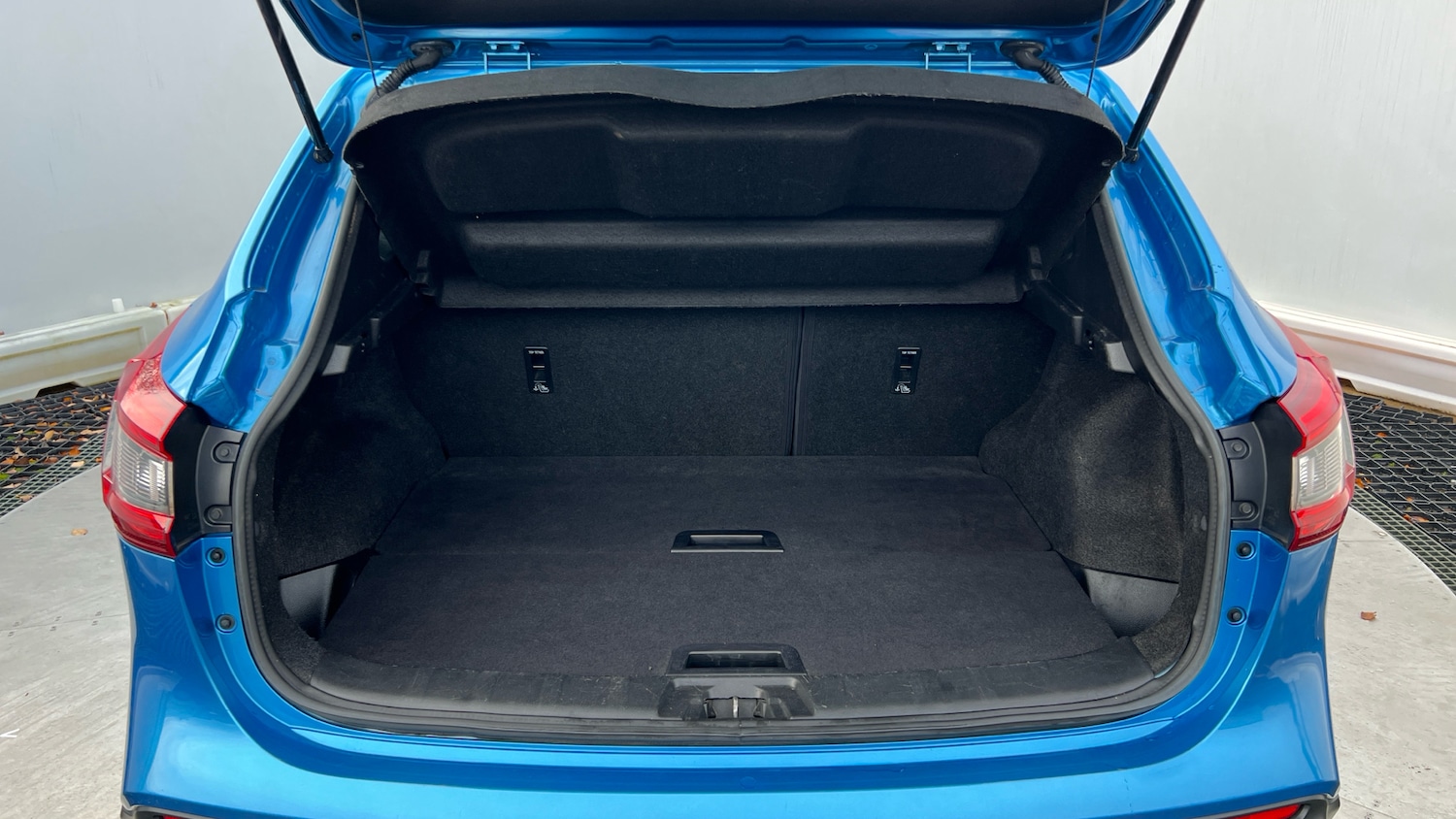 Used Nissan Qashqai 2018 for sale - 76958450: Photo 4