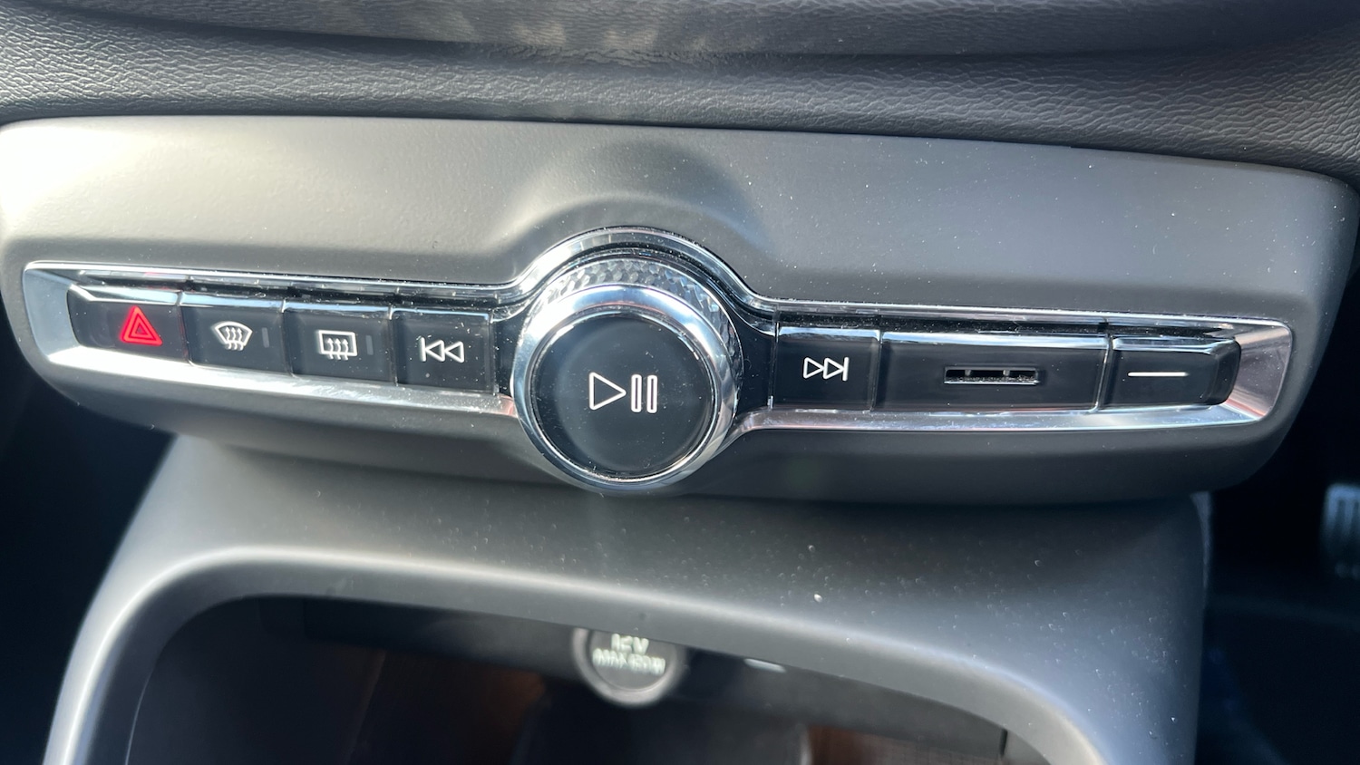 Used Volvo XC40 2022 for sale - 76363249: Photo 27