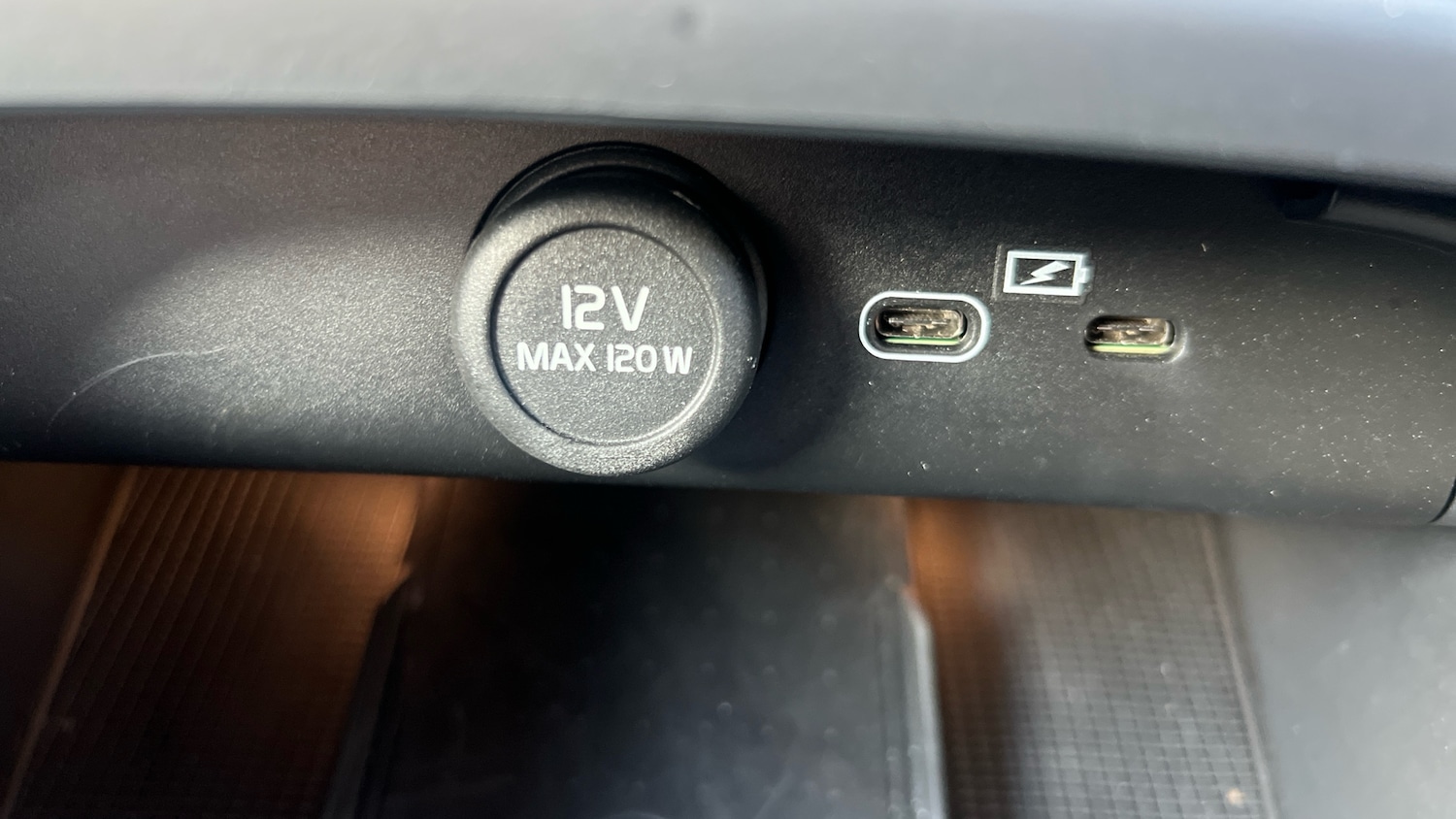 Used Volvo XC40 2022 for sale - 76363249: Photo 29
