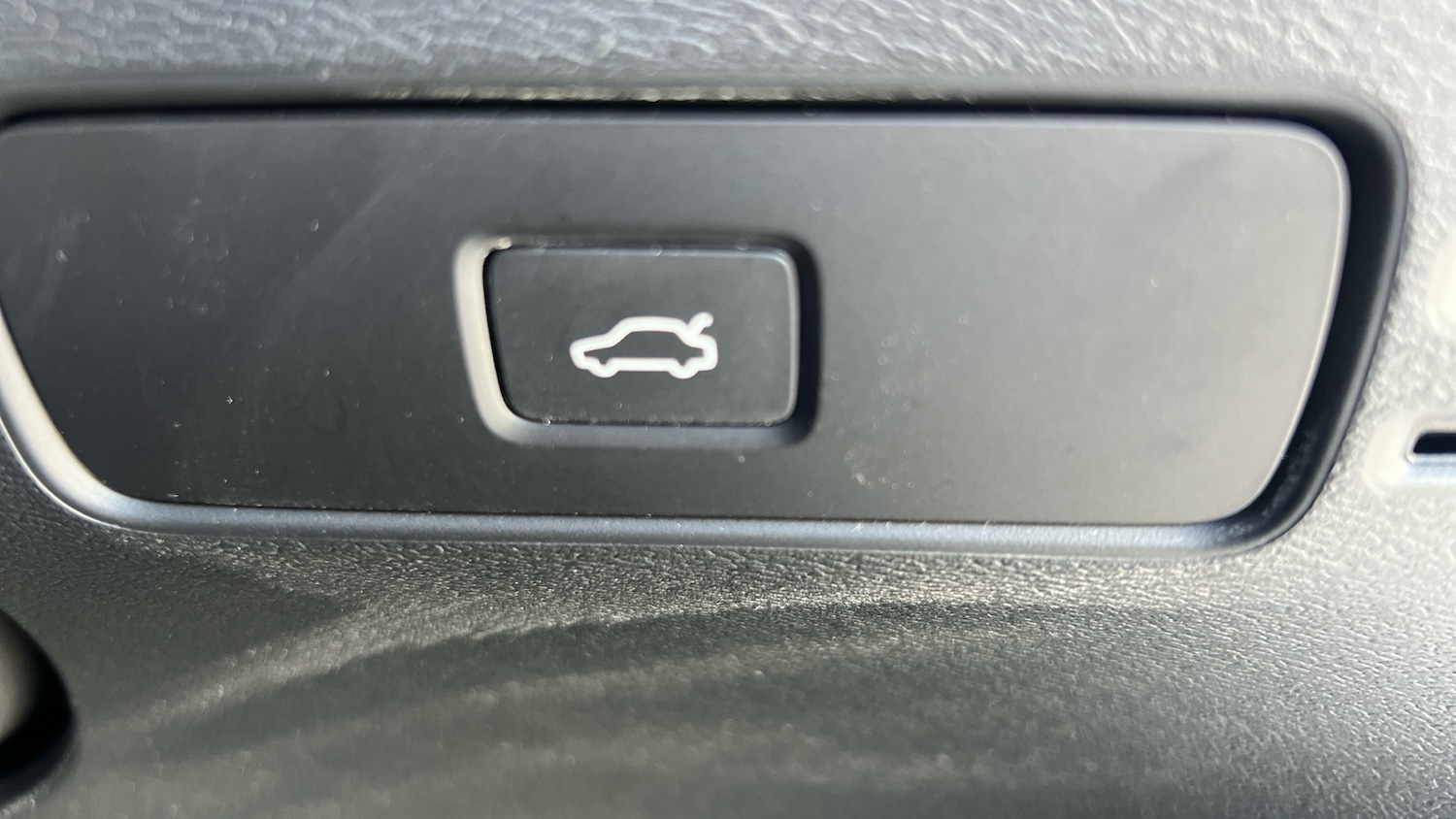 Used Volvo XC40 2022 for sale - 76363249: Photo 37