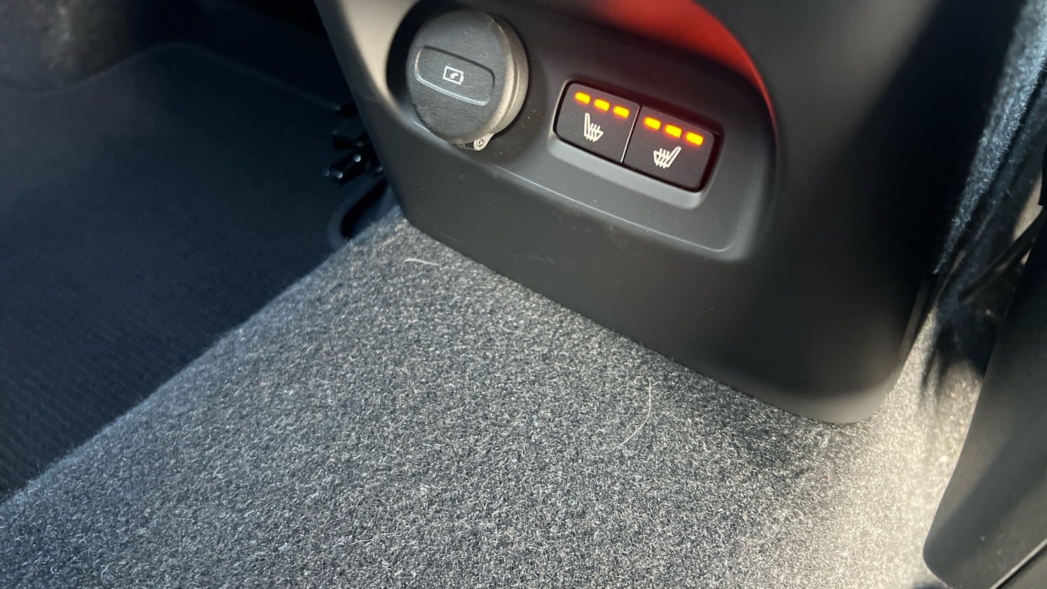 Used Volvo XC40 2022 for sale - 76363249: Photo 42