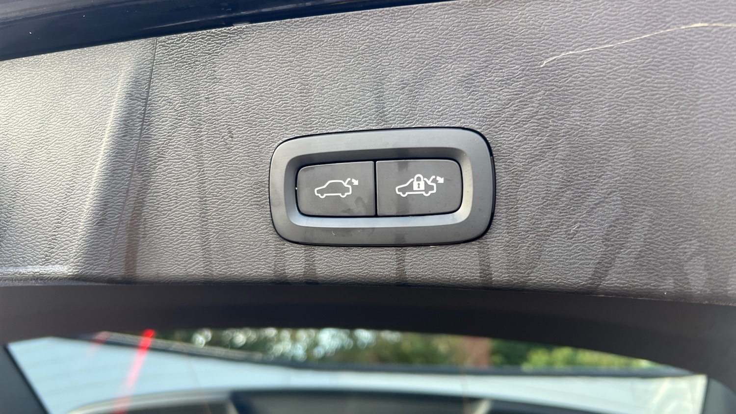 Used Volvo XC40 2022 for sale - 76363249: Photo 43