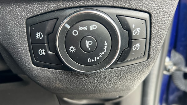 Used Ford Tourneo Courier 2019 for sale - 76231616: Photo 31