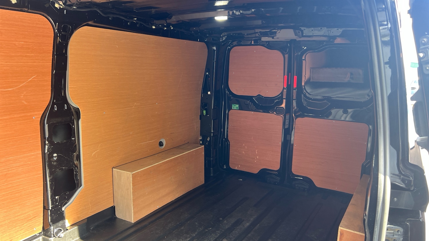 Used Ford Transit Custom 2024 for sale - 76088470: Photo 16