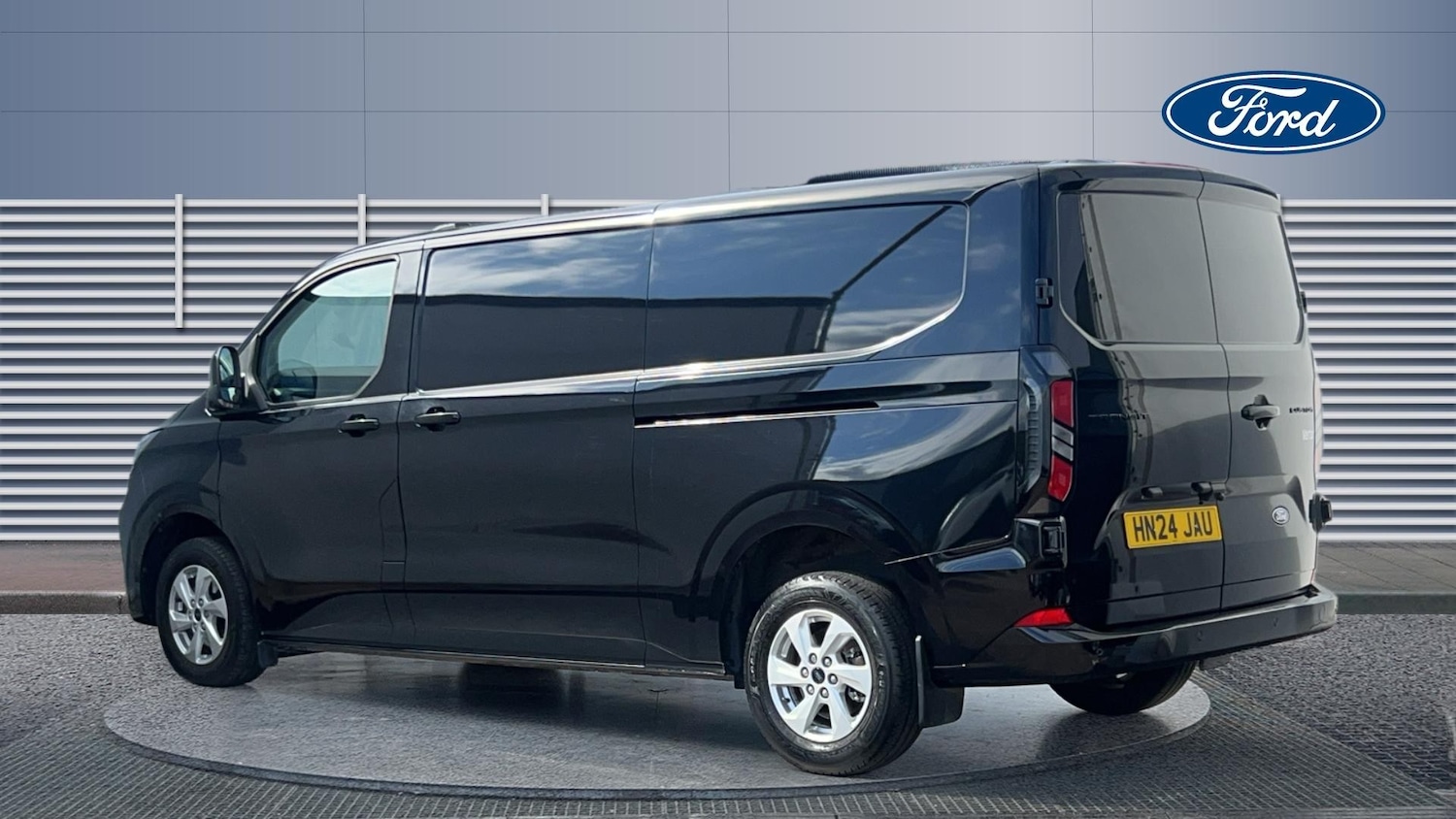 Used Ford Transit Custom 2024 for sale - 76088470: Photo 2