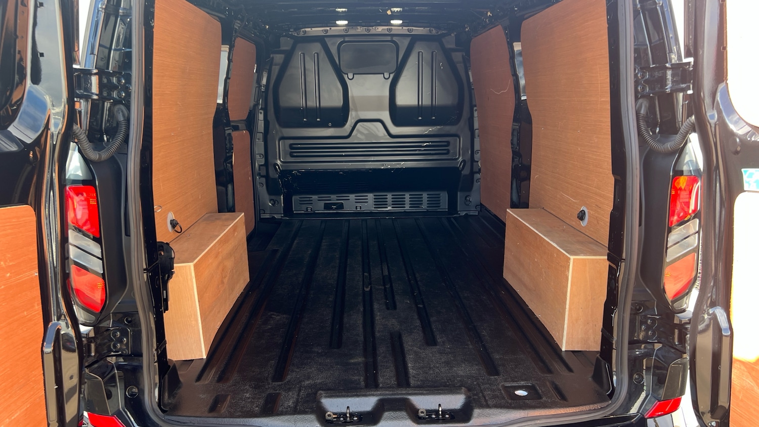 Used Ford Transit Custom 2024 for sale - 76088470: Photo 4