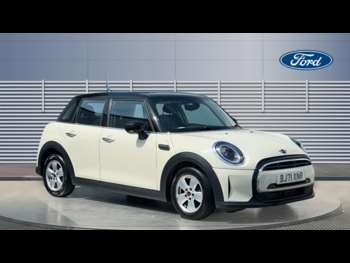 2022 (71) - 1.5 Cooper Classic 5dr