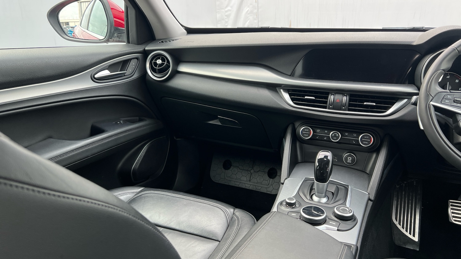 Used Alfa Romeo Stelvio 2018 for sale - 77069573: Photo 14