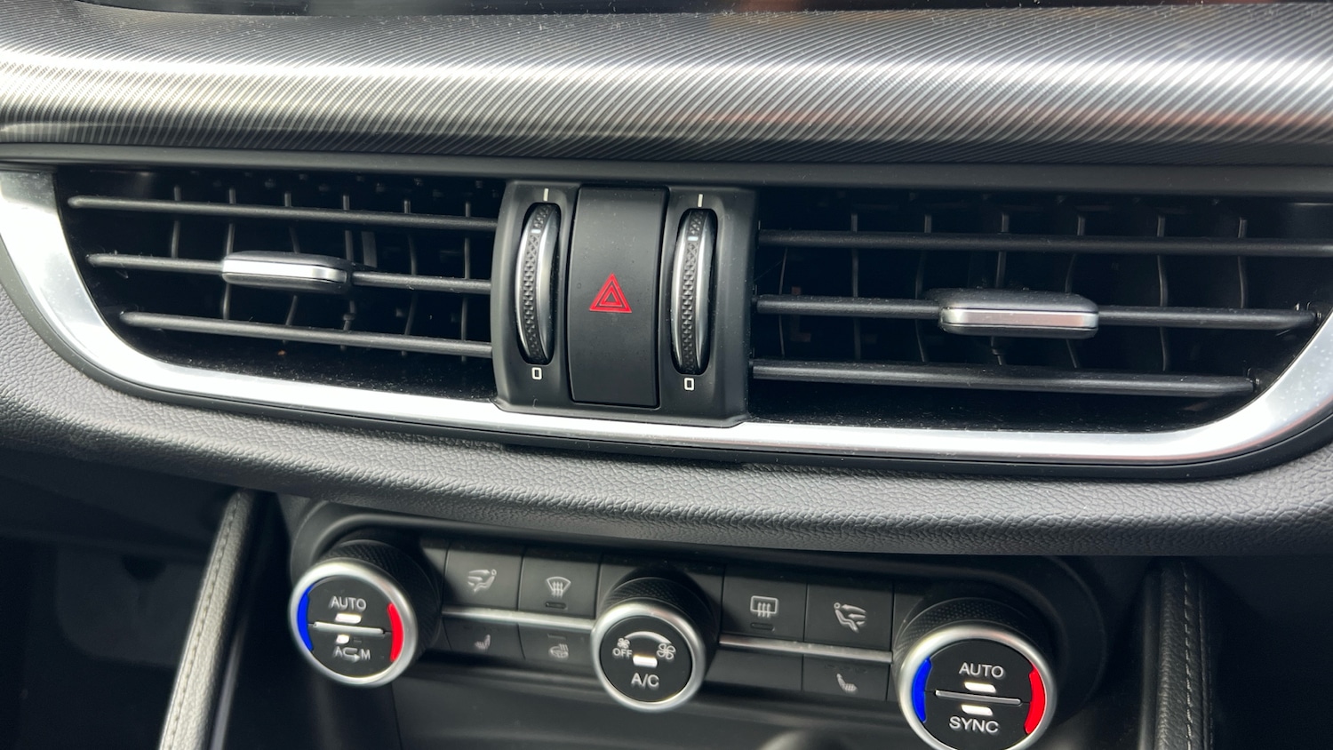 Used Alfa Romeo Stelvio 2018 for sale - 77069573: Photo 28