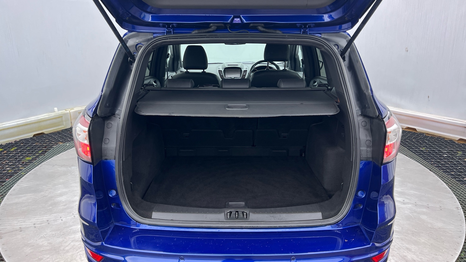 Used Ford Kuga 2017 for sale - 77544570: Photo 4