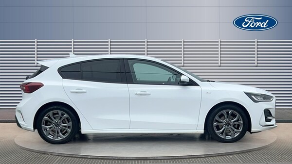 Used Ford Focus 2023 for sale - 76219623: Photo 5