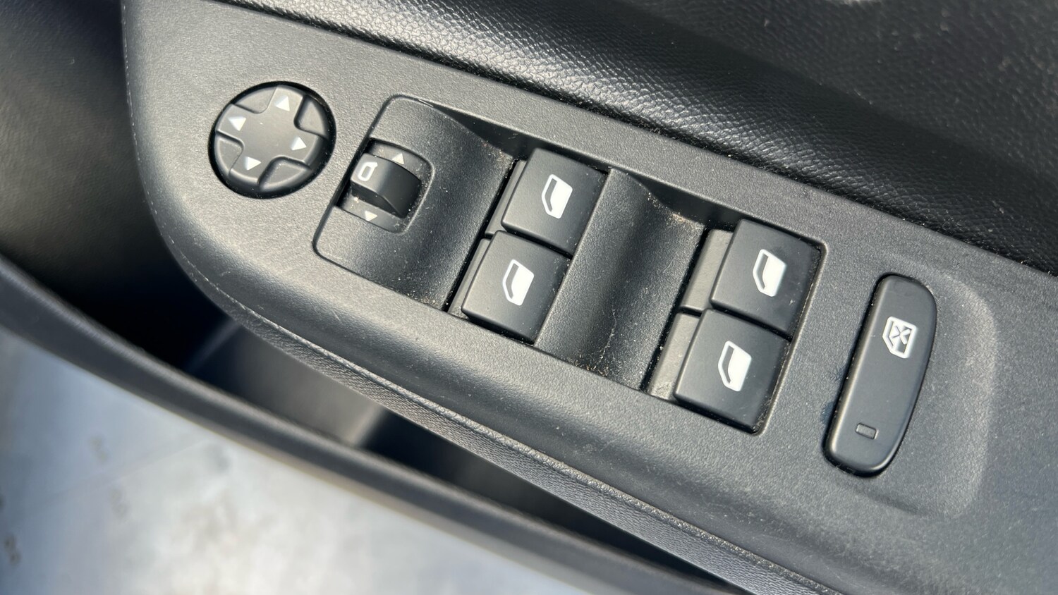 Used Vauxhall Corsa 2023 for sale - 76209256: Photo 35