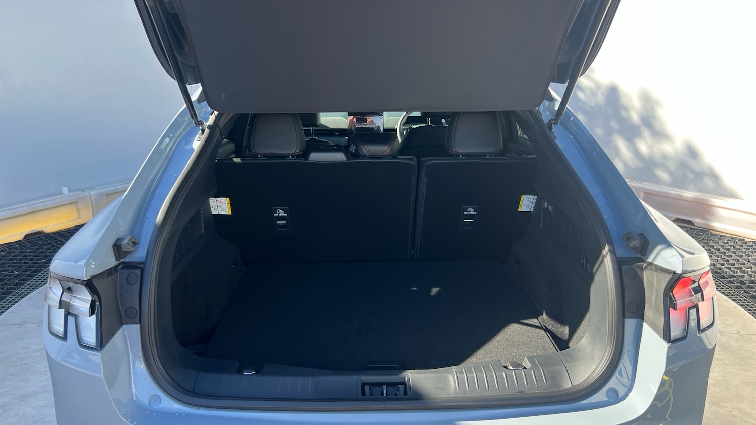 Used Ford Mustang Mach-E 2025 for sale - 77115832: Photo 4