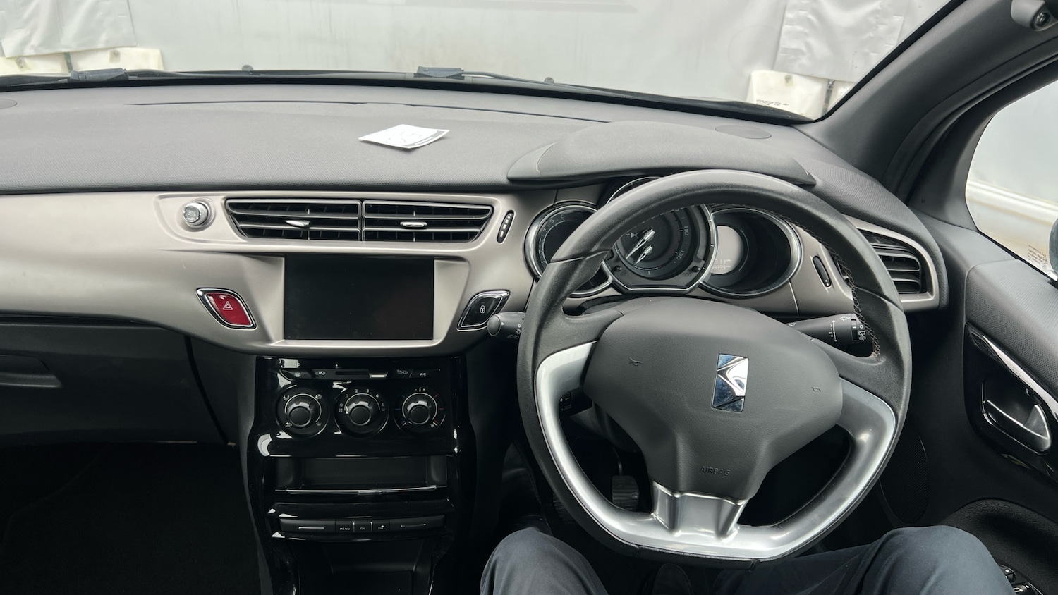 Used DS Automobiles DS 3 2016 for sale - 77324379: Photo 10