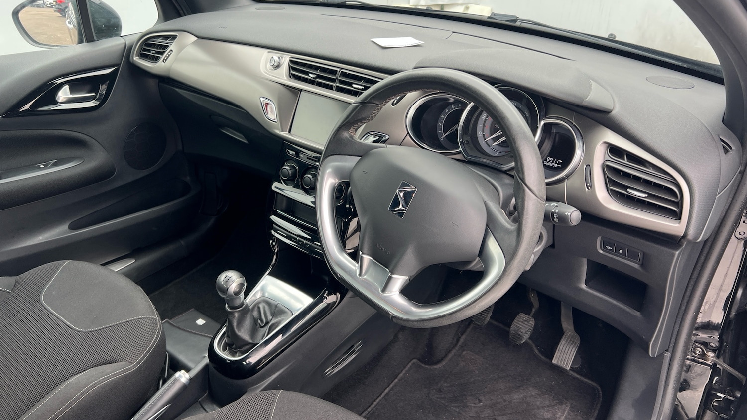 Used DS Automobiles DS 3 2016 for sale - 77324379: Photo 11