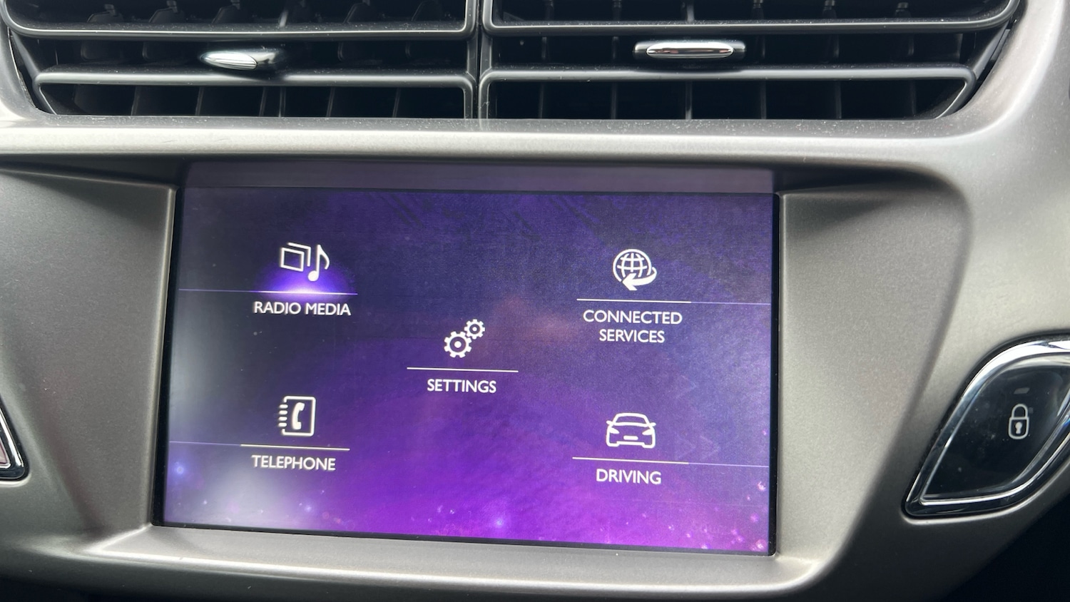 Used DS Automobiles DS 3 2016 for sale - 77324379: Photo 12