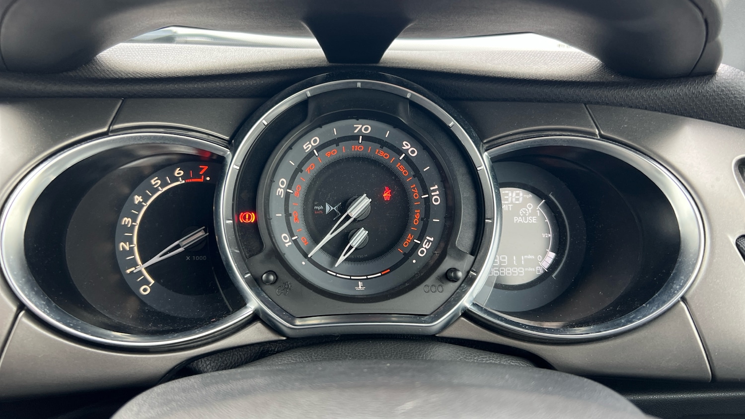 Used DS Automobiles DS 3 2016 for sale - 77324379: Photo 18