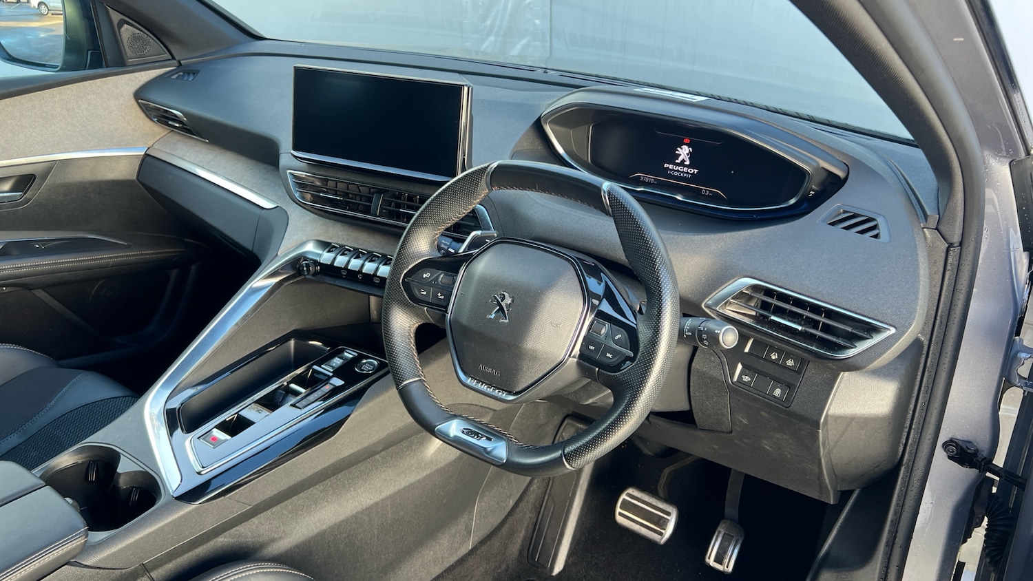 Used Peugeot 5008 2023 for sale - 76777943: Photo 11