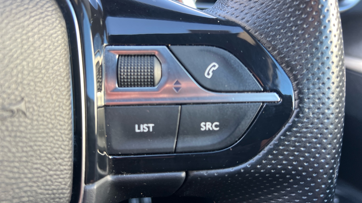 Used Peugeot 5008 2023 for sale - 76777943: Photo 33