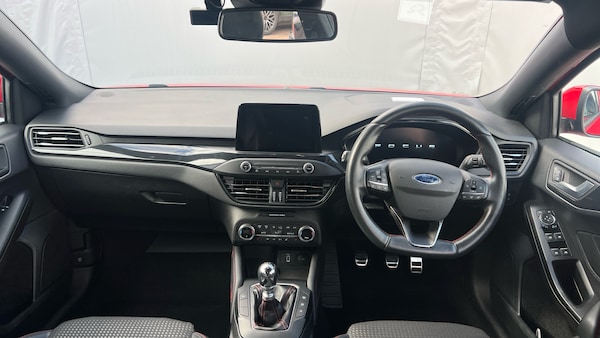 Used Ford Focus 2021 for sale - 76330340: Photo 10
