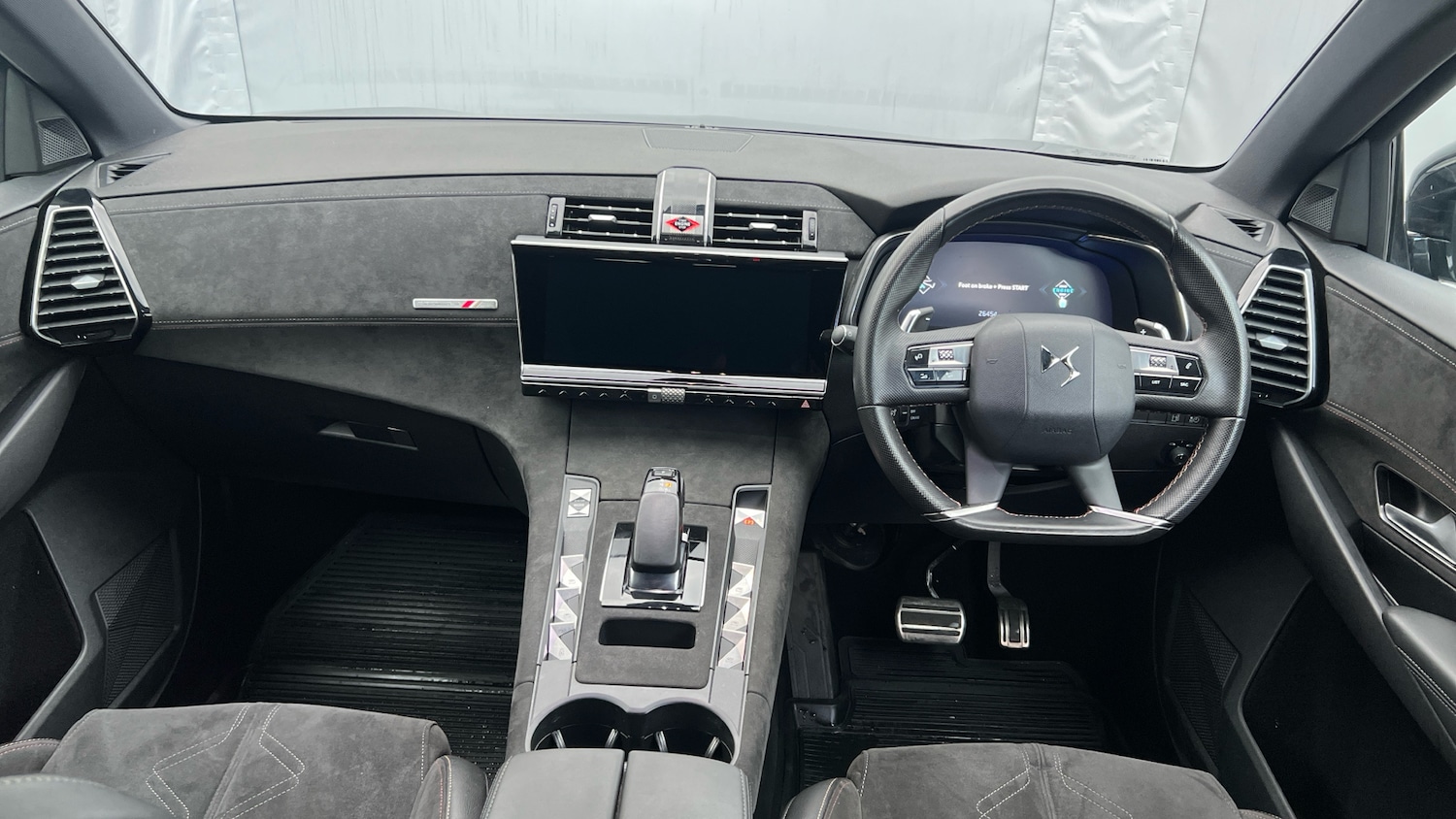 Used DS Automobiles DS 7 Crossback 2021 for sale - 76782550: Photo 10