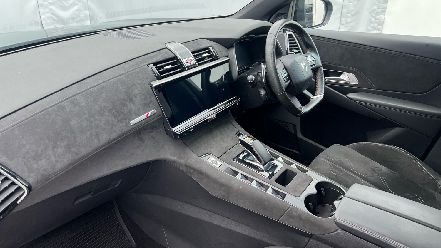 Used DS Automobiles DS 7 Crossback 2021 for sale - 76782550: Photo 9