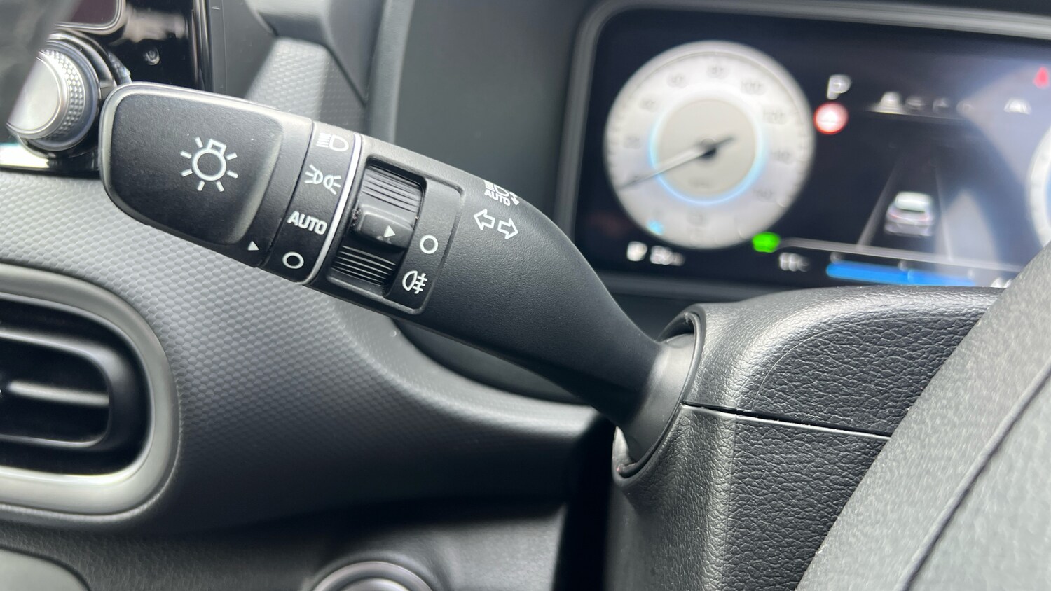 Used Hyundai KONA 2023 for sale - 78166131: Photo 34