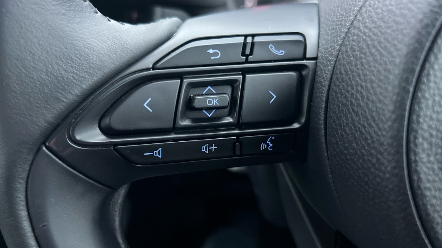 Used Toyota Aygo X 2024 for sale - 77262188: Photo 30