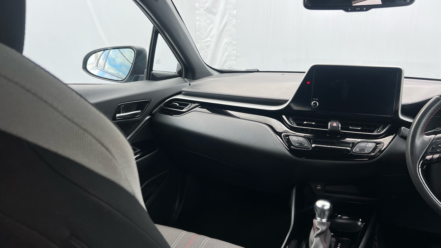 Used Toyota C-HR 2022 for sale - 76082361: Photo 14