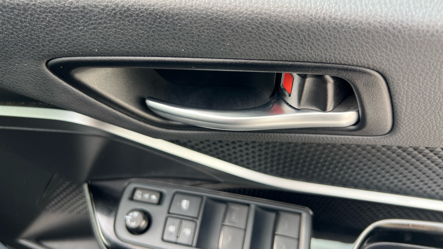 Used Toyota C-HR 2022 for sale - 76082361: Photo 38