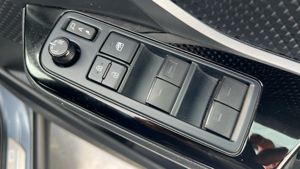 Used Toyota C-HR 2022 for sale - 76082361: Photo 39