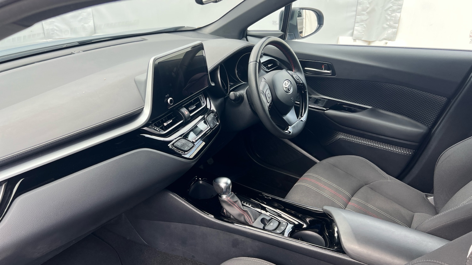 Used Toyota C-HR 2022 for sale - 76082361: Photo 9