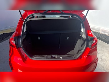 Used Ford Fiesta 2017 for sale - 75894470: Photo